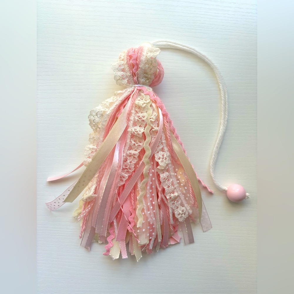 Shabby chic Bible/book tassel.